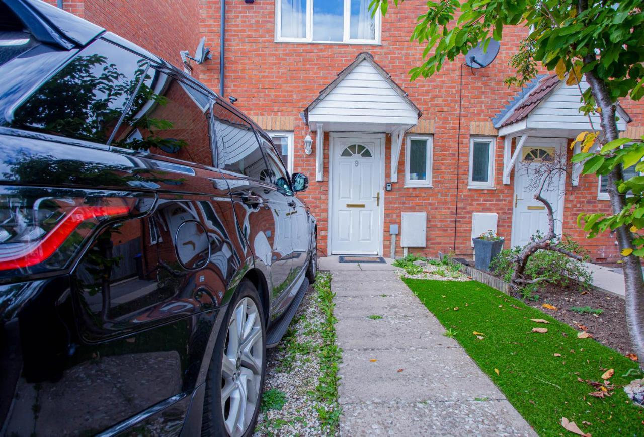 Intellect Suites Northampton Dış mekan fotoğraf