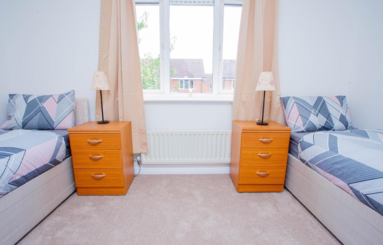 Intellect Suites Northampton Dış mekan fotoğraf