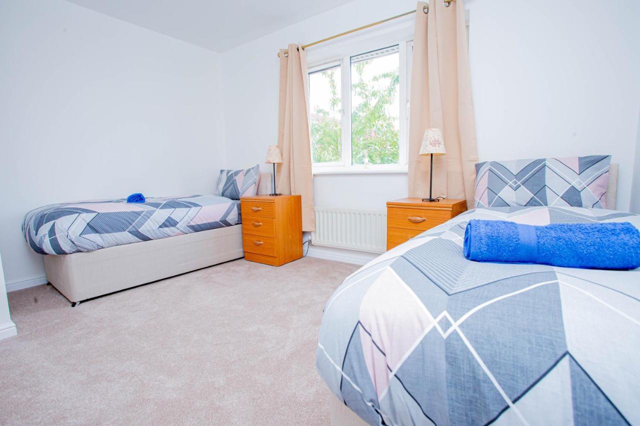 Intellect Suites Northampton Dış mekan fotoğraf